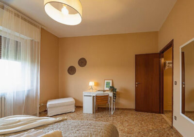 La Residenza Dalia & Lea, appartamento Lea a Verona, vicino all’ospedale Maggiore di Borgo Trento e all'Arena di Verona, comodo al centro. Appartamento in affitto. Vacanze